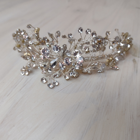 Headpiece or belt - Picture 2 of 6